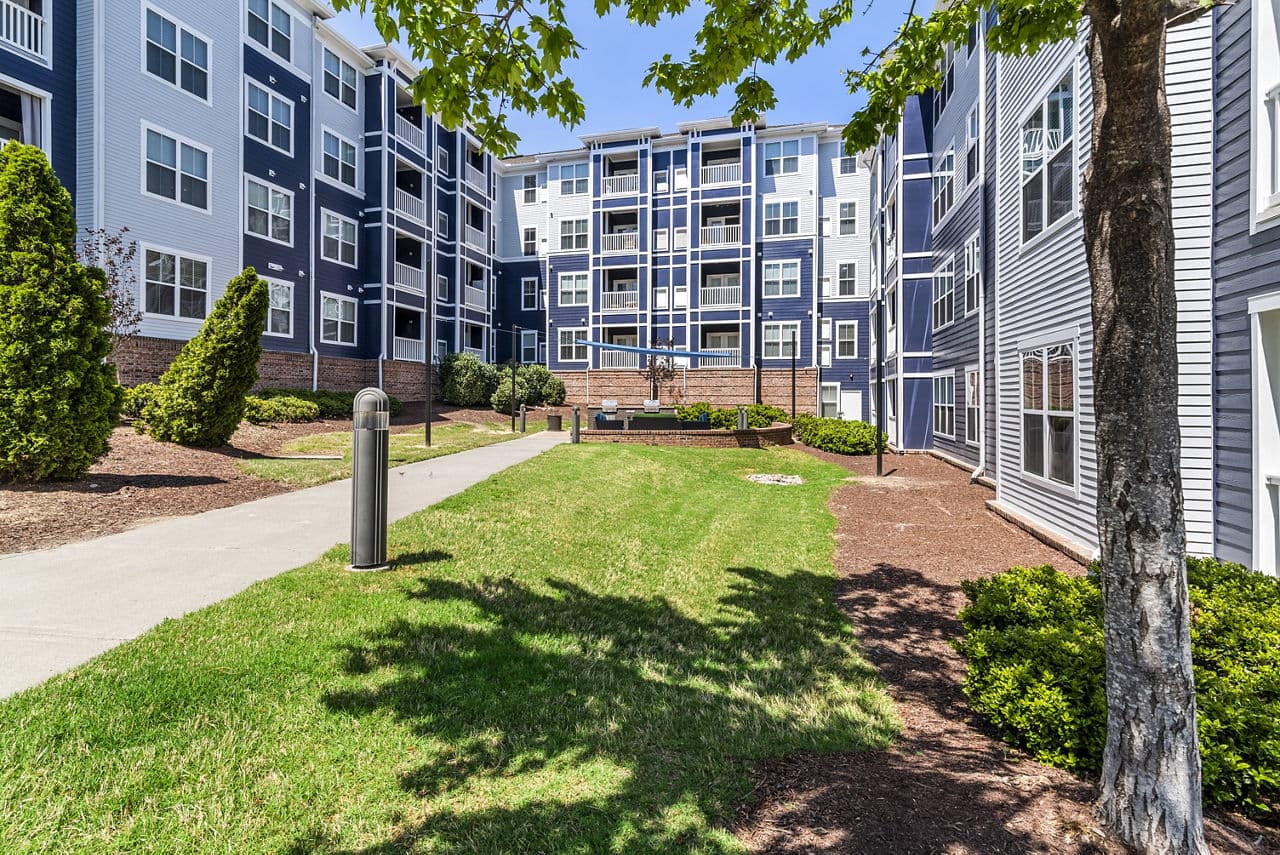 Level at 401 Apartments 10 of 11