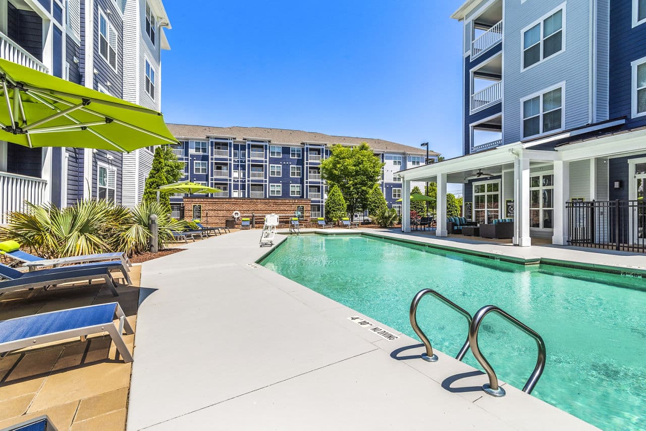 Level at 401 Apartments 1 of 8