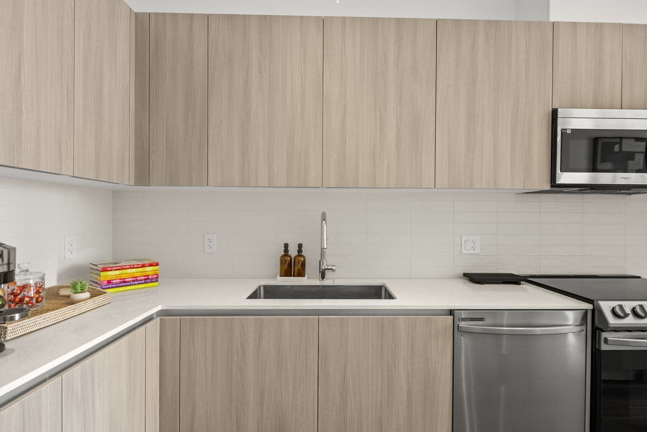 Grove Central Residences Miami Fl 7 of 13