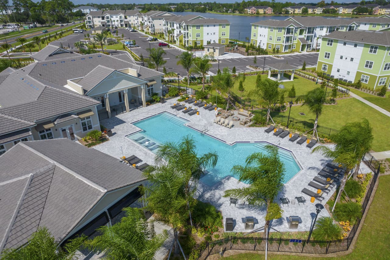 Mira Crystal Lake Port Orange Fl 11 of 30