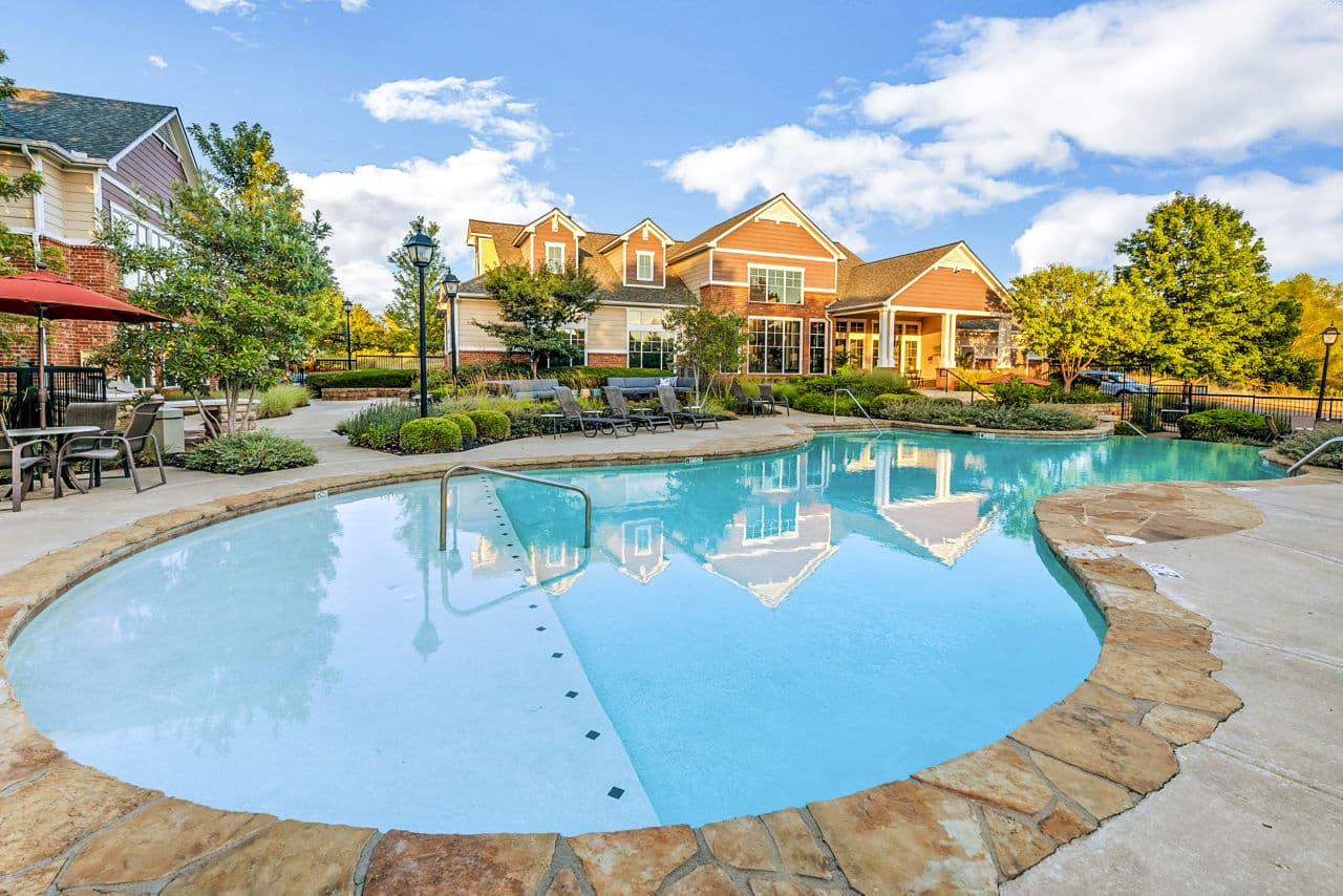 Aventura Clear Creek Overland Park Ks 2 of 41
