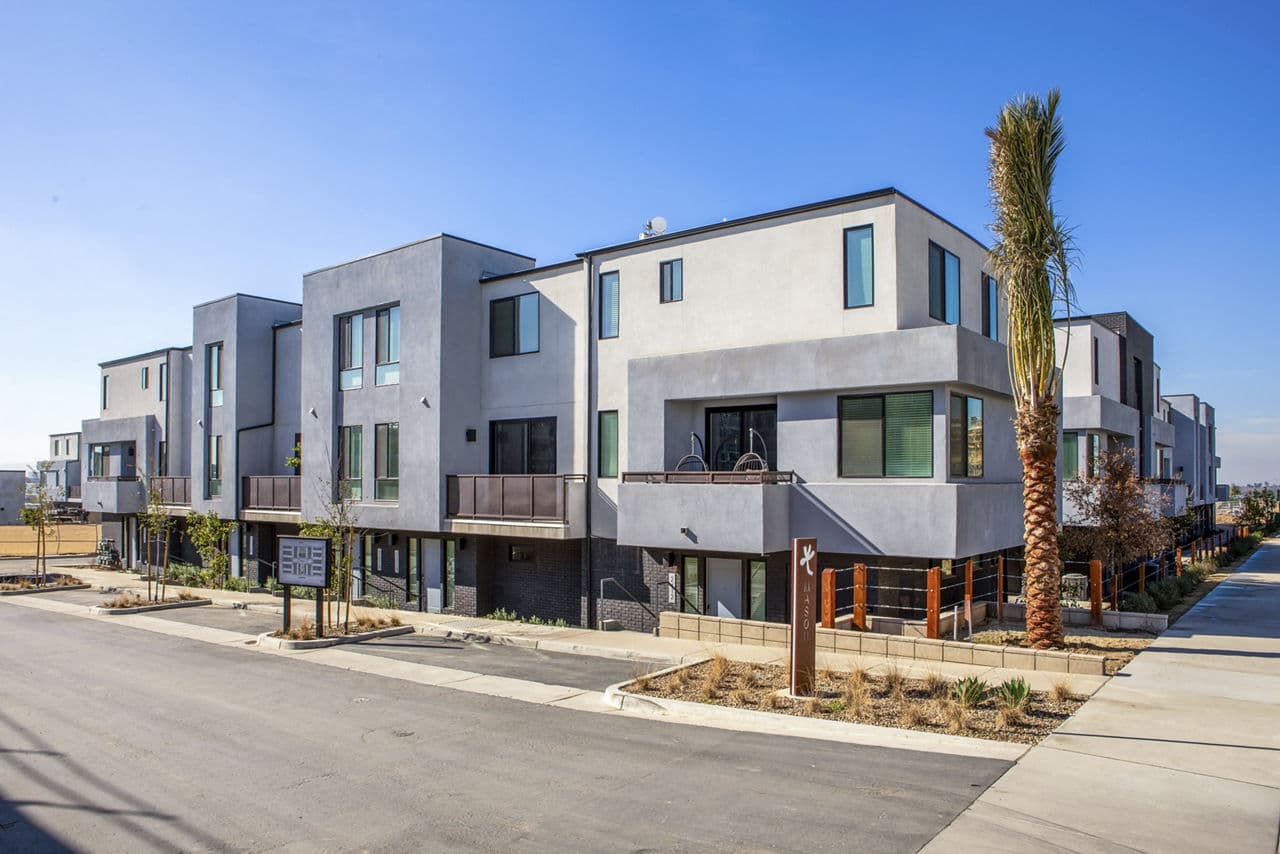 Mason Townhomes at Epoca 2 of 8