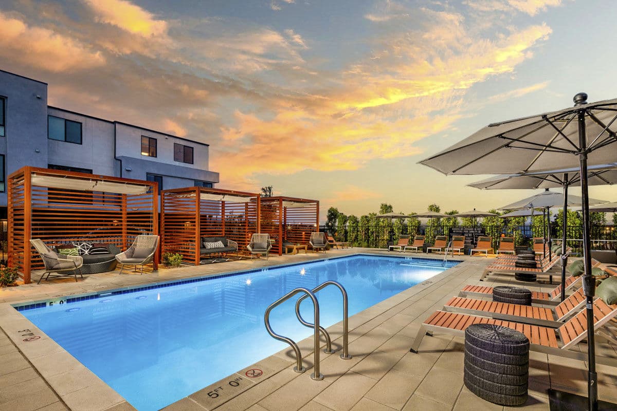 Mason Townhomes at Epoca 3 of 8