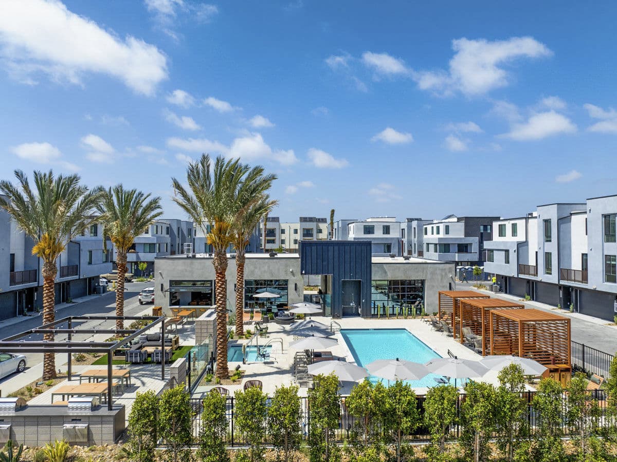 Mason Townhomes at Epoca 8 of 8