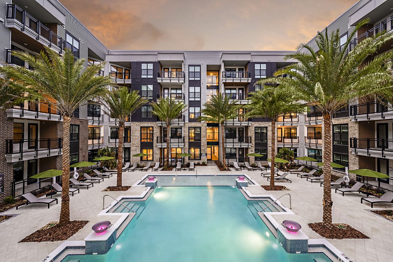 The Aston At Town Center Jacksonville Fl 3 of 22