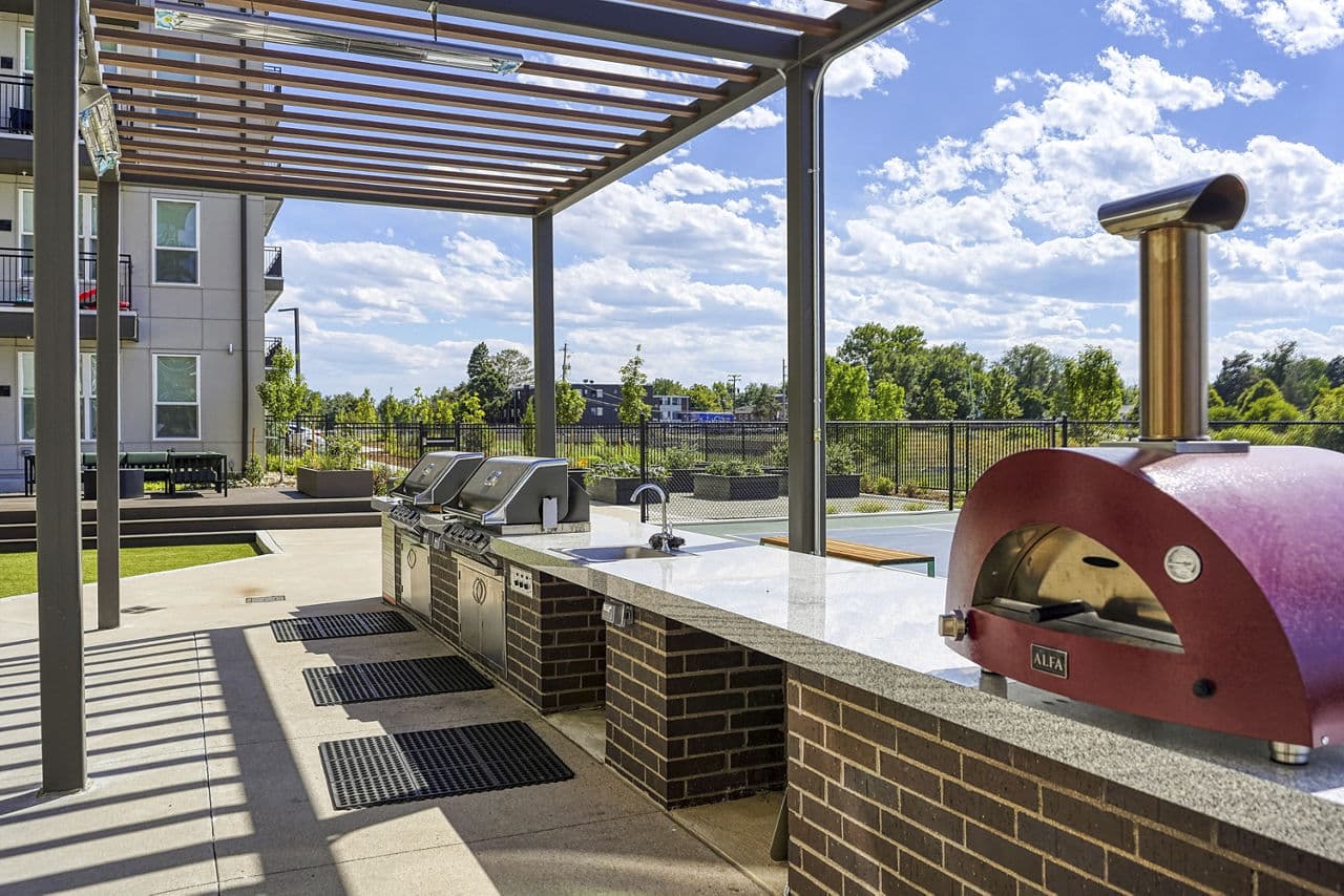 Alexan Montview Plaza Aurora Co 26 of 33