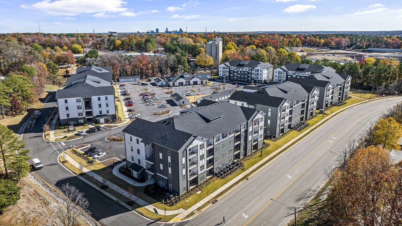 Arlow at Blue Ridge Apartments 2 of 31