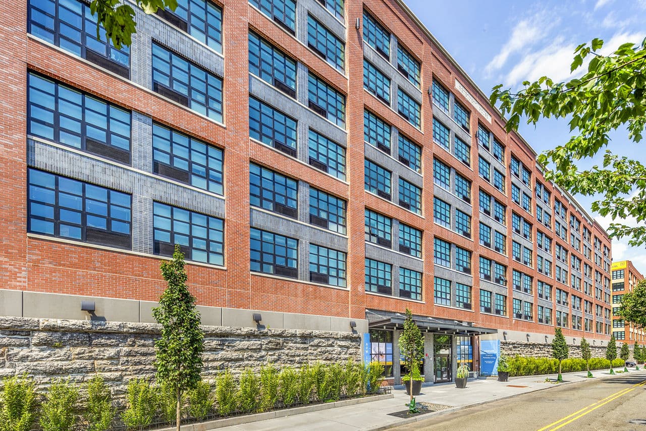 Embankment House Jersey City Nj 1 of 34