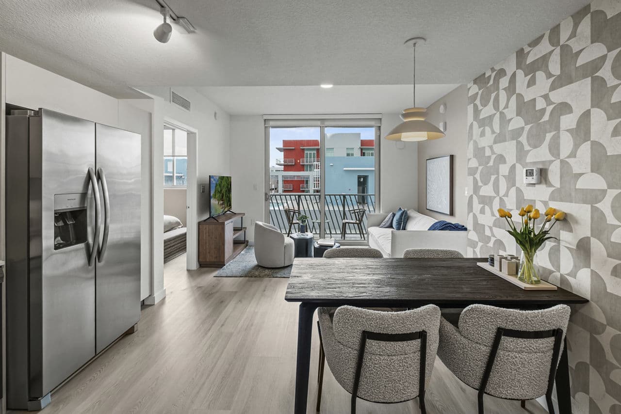 Century Town Center Apartments Doral Fl 19 of 24
