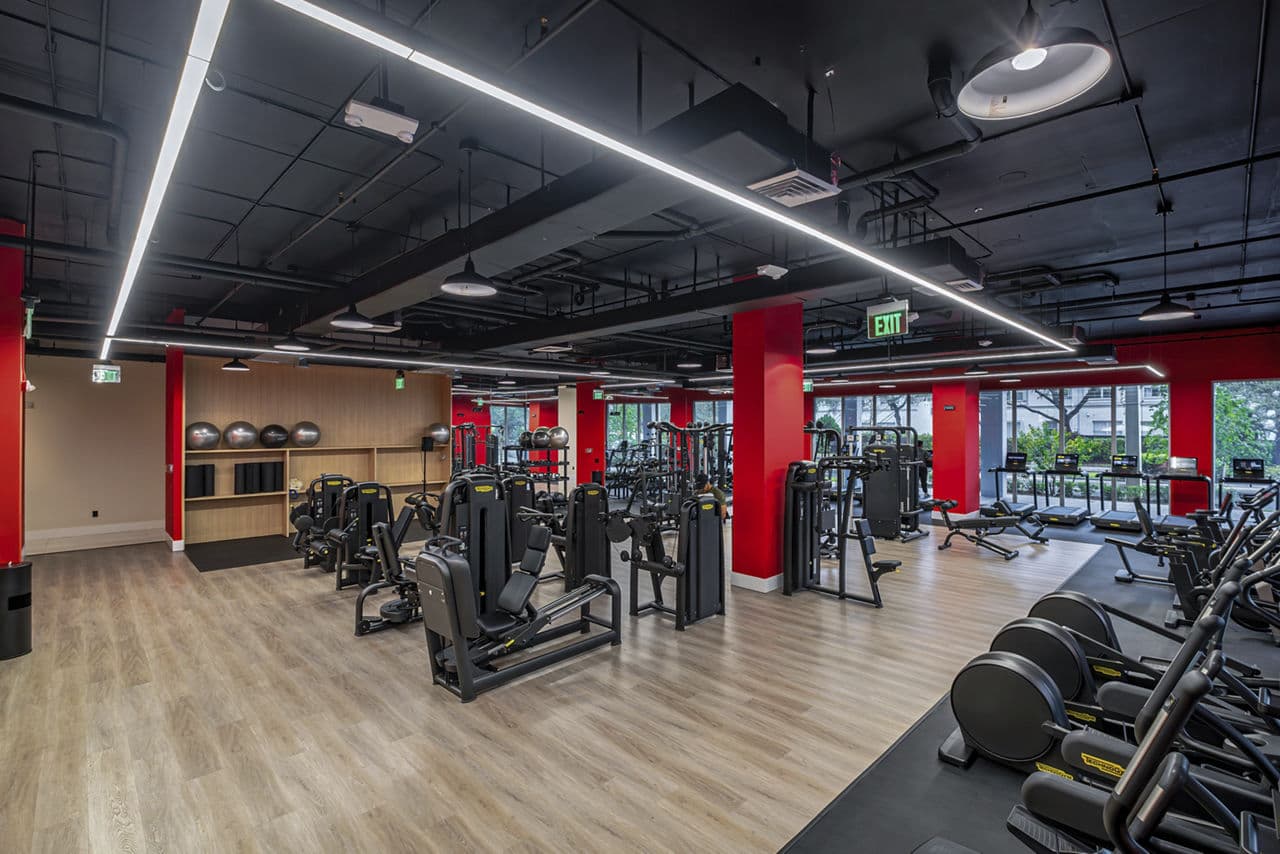 Century Town Center Apartments Doral Fl 9 of 24