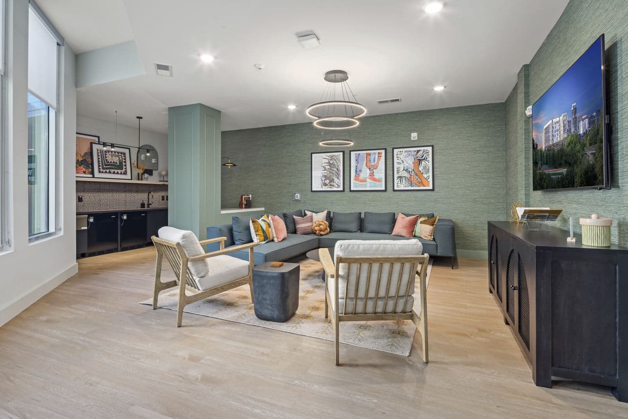 Mira Raleigh Apartments 5 of 8