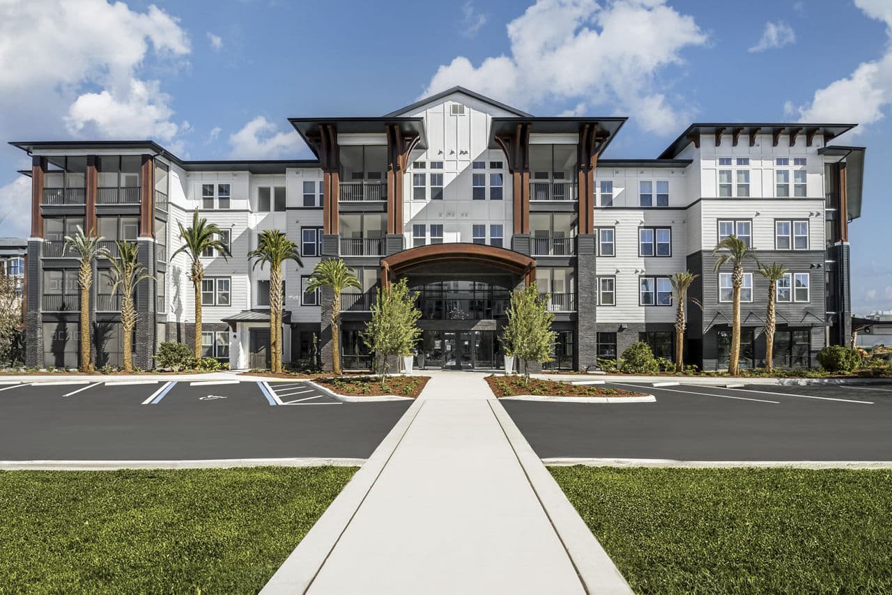 The Elliott Land Olakes Fl 2 of 26