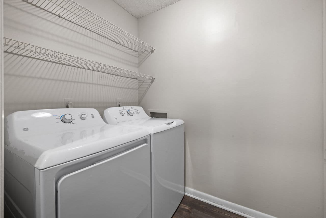 Sunstone Apartments 23 of 26