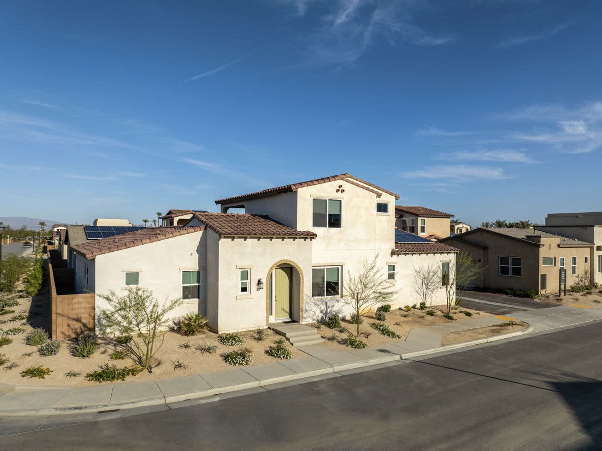 Solterra La Quinta Ca 3 of 29