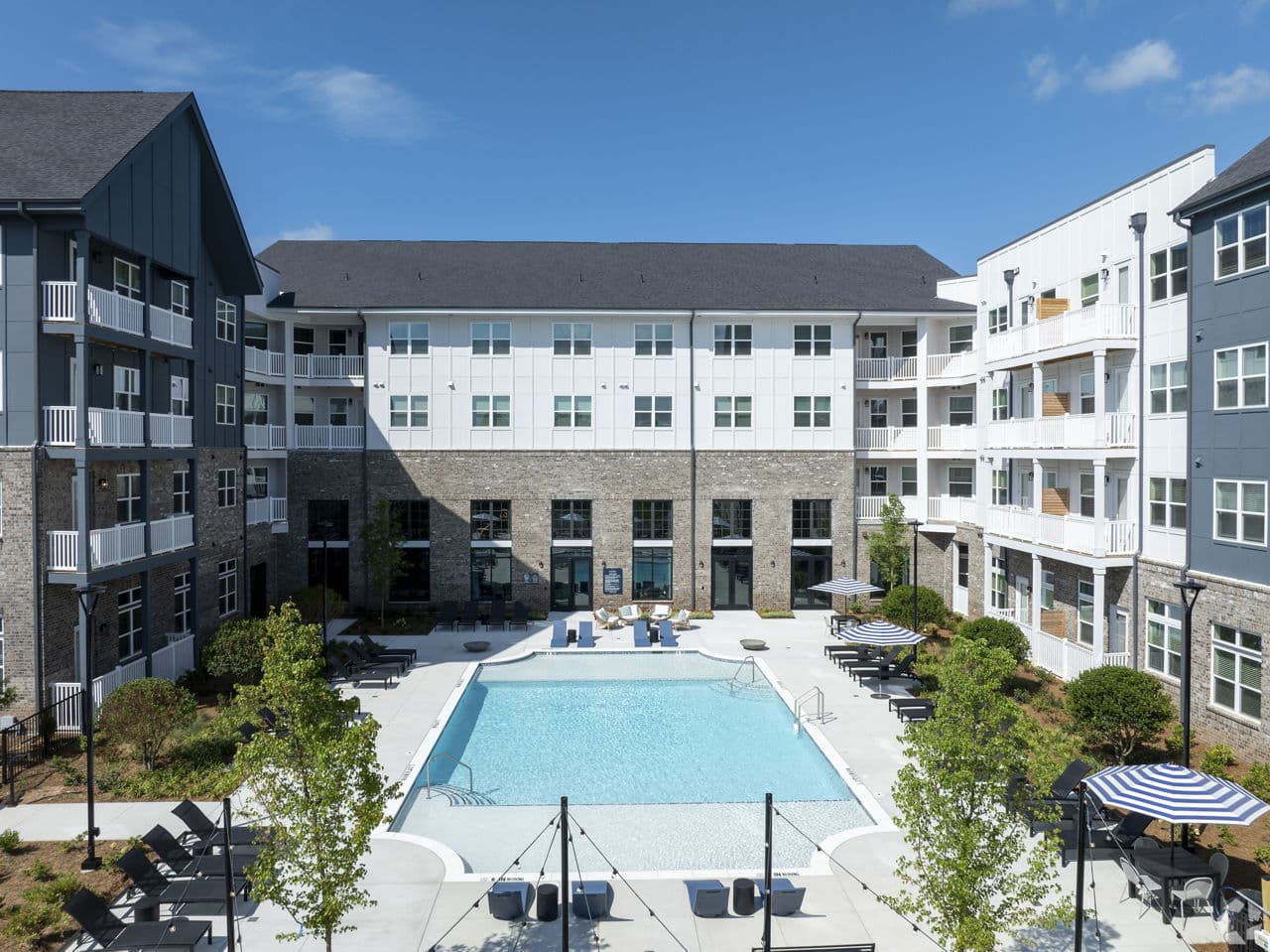 The Laurel Flowery Branch Apartments 2 of 8