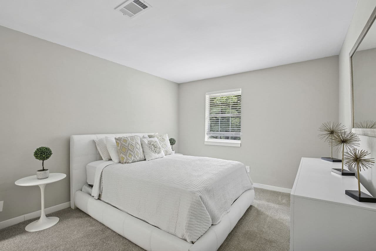 Ellwood Pines Roswell Ga 7 of 13