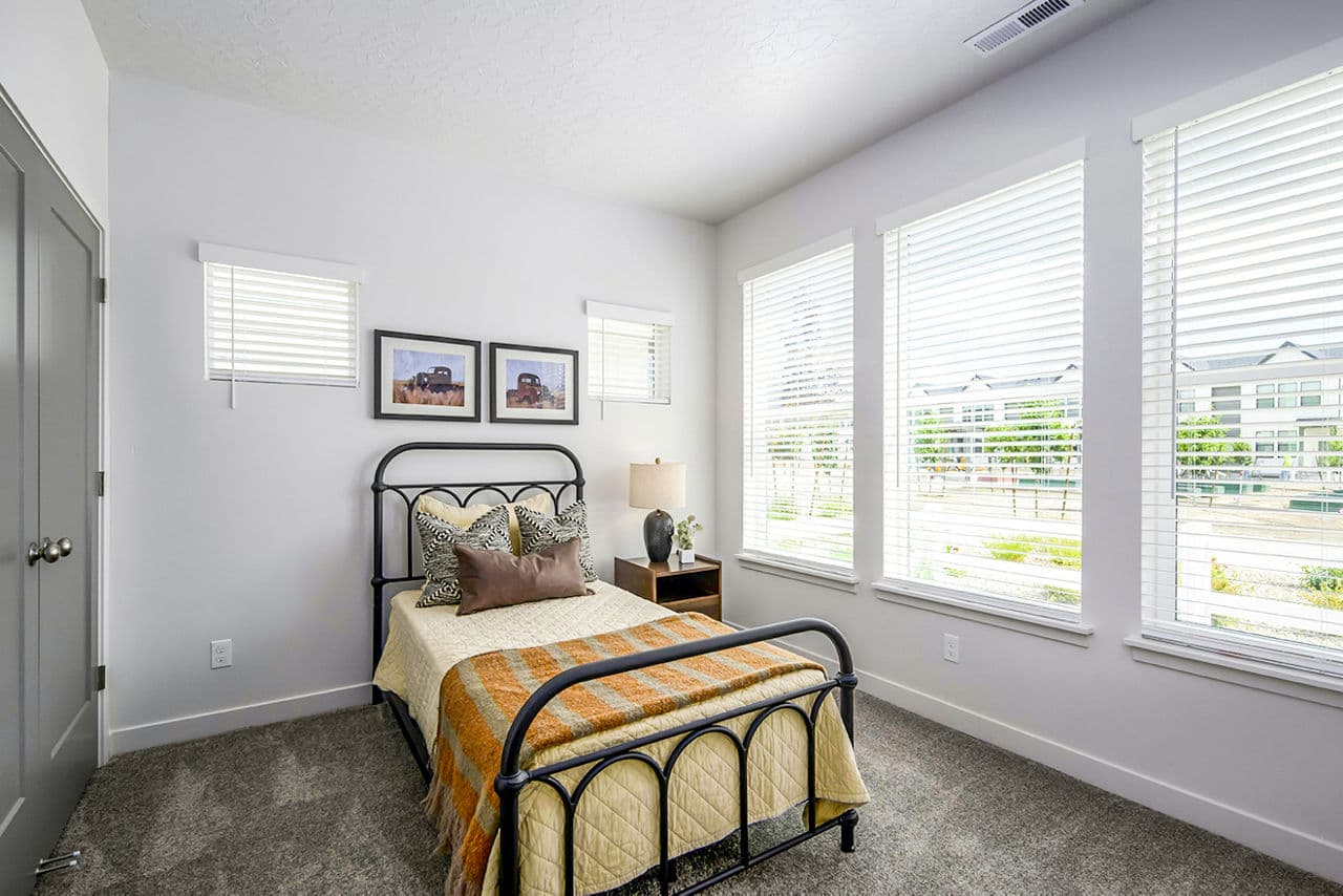Calypso Townhomes Saratoga Springs Ut 18 of 20