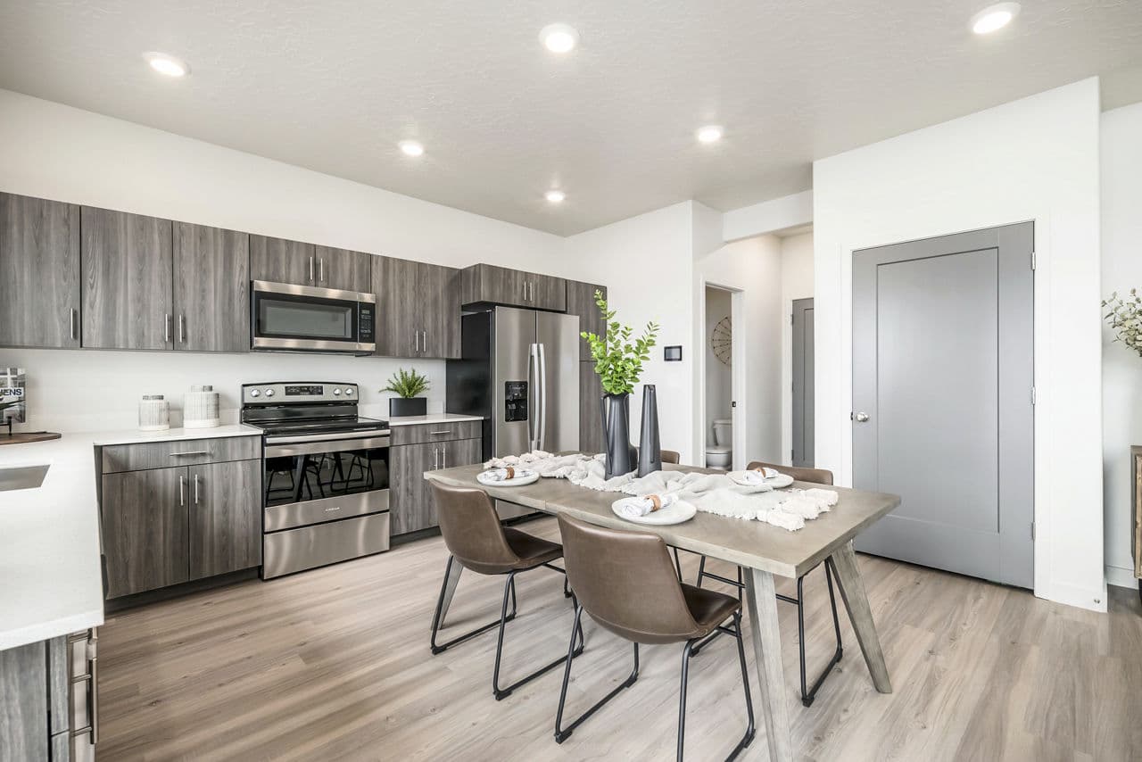 Calypso Townhomes Saratoga Springs Ut 9 of 20