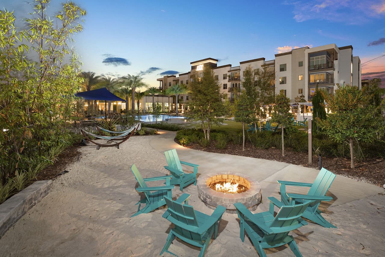 Sur Southside Quarter Apartments 7 of 8