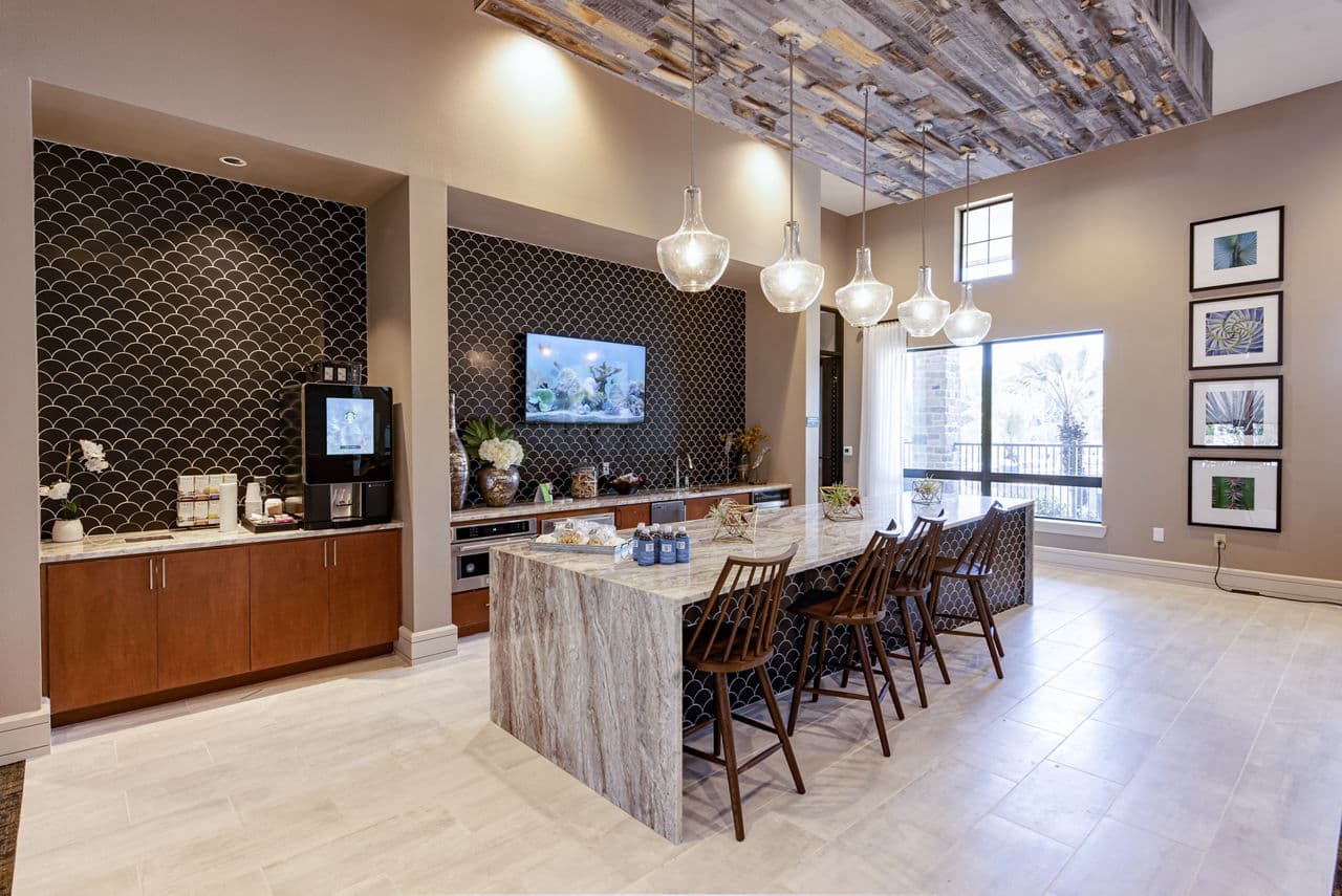 The Pointe at Valley Ranch Town Center 6 of 8