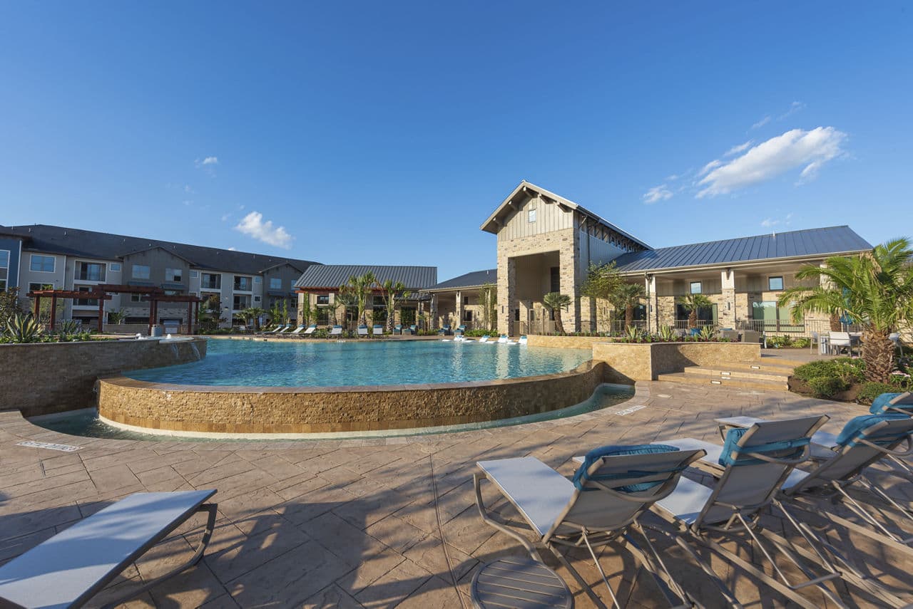 The Pointe at Valley Ranch Town Center 1 of 8