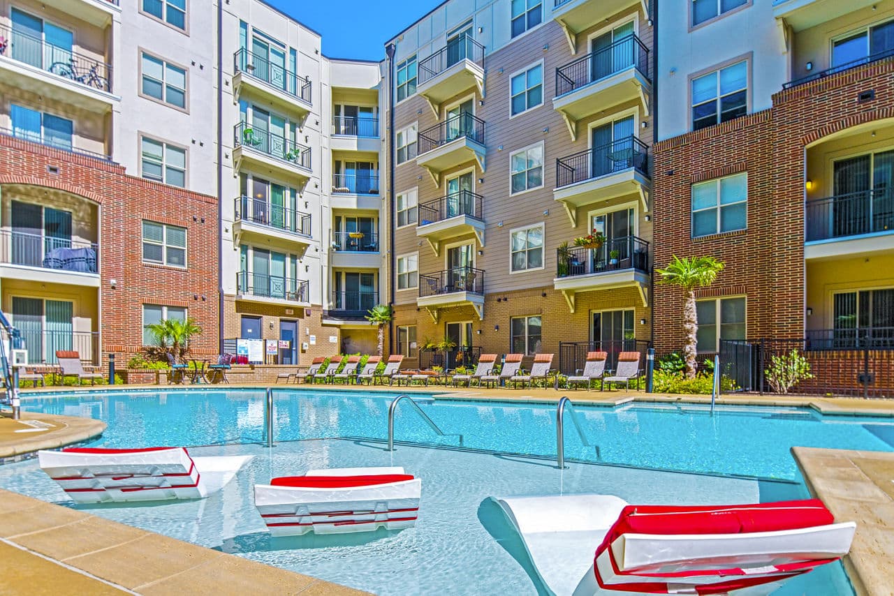 The Maggie Apartments 1 of 8