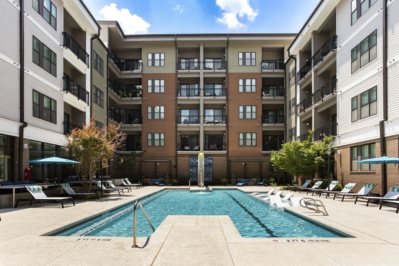675 N Highland Atlanta Ga 3 of 25