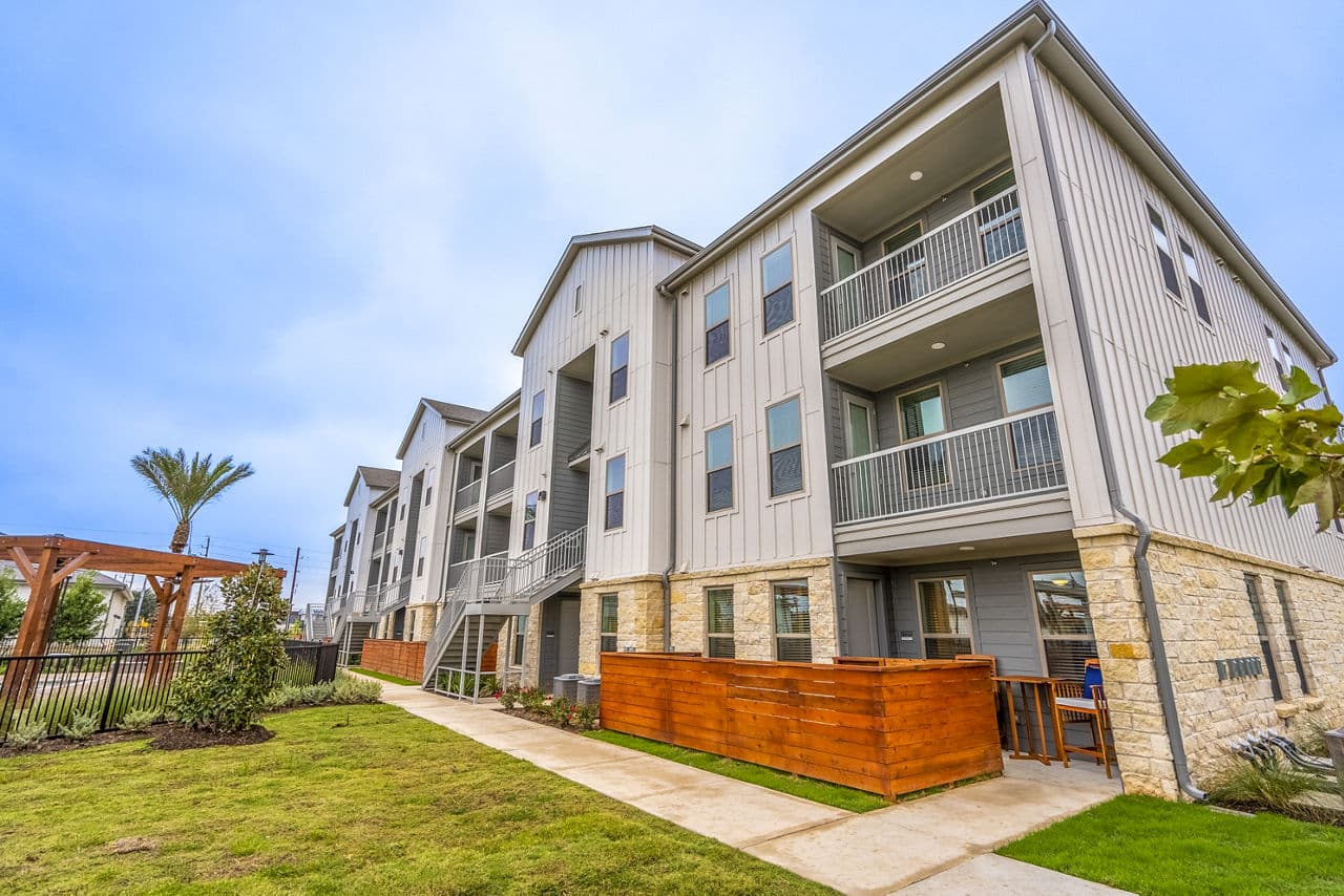 Alta Cypress Springs 2 of 32
