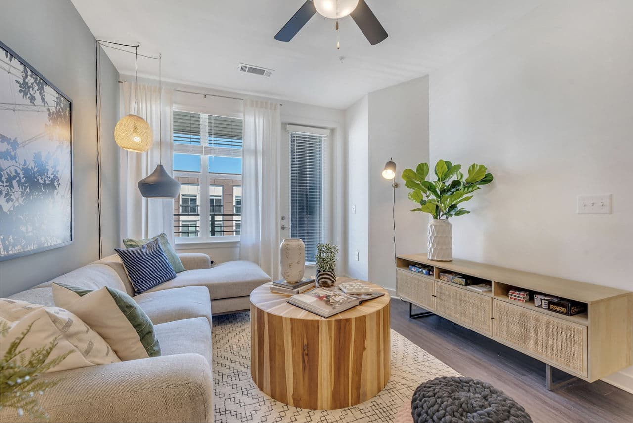 Alta Purl Apartments 17 of 30