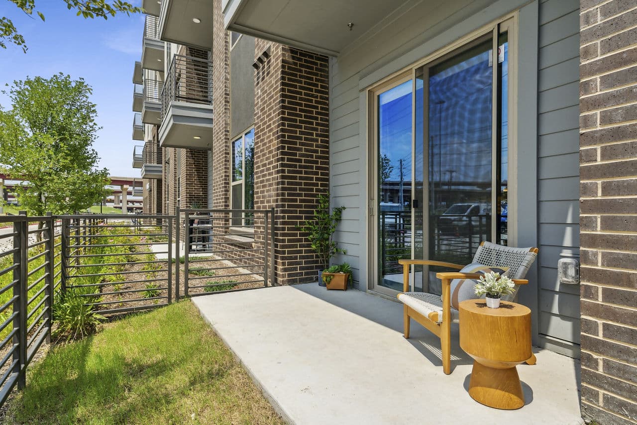 Alta Riverside 14 of 27