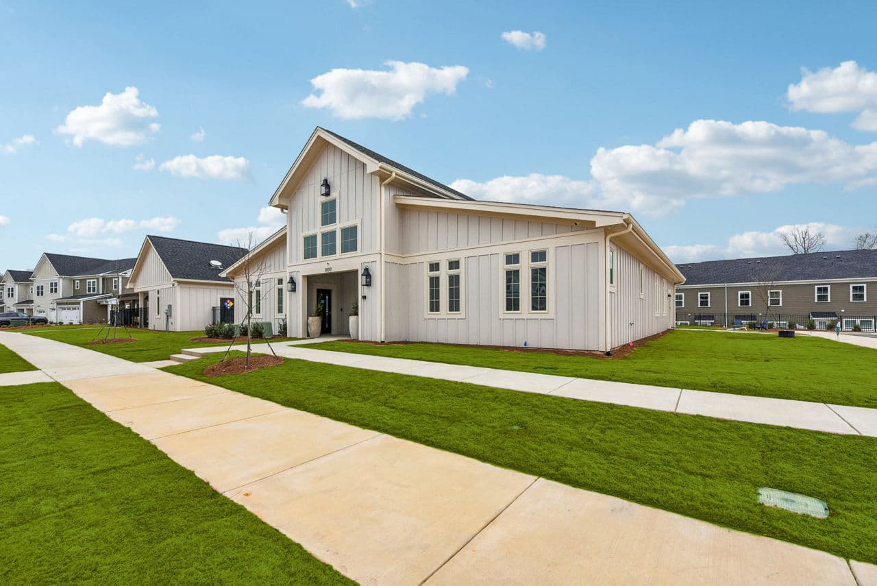 Oak Lake Townhomes Charlotte Nc 2 of 28