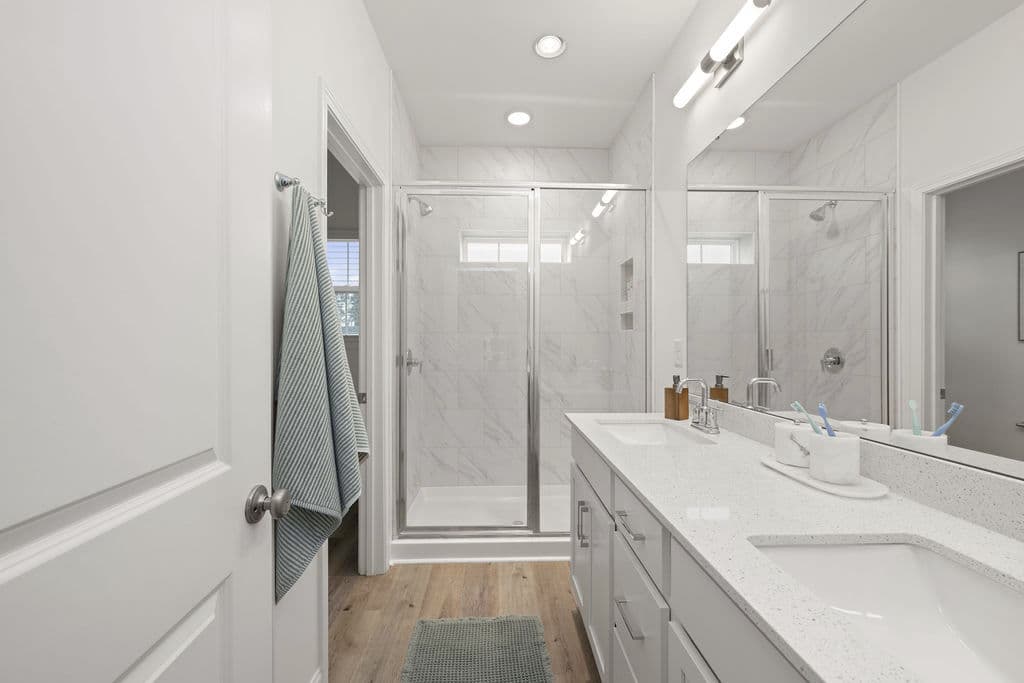 Oak Lake Townhomes Charlotte Nc 27 of 28
