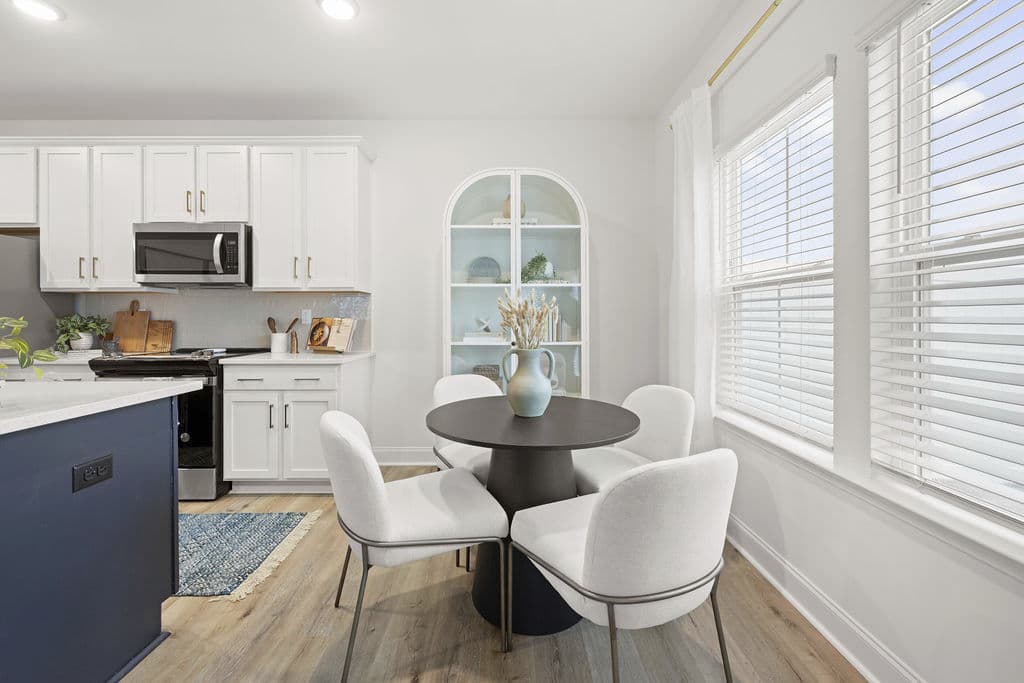Oak Lake Townhomes Charlotte Nc 20 of 28