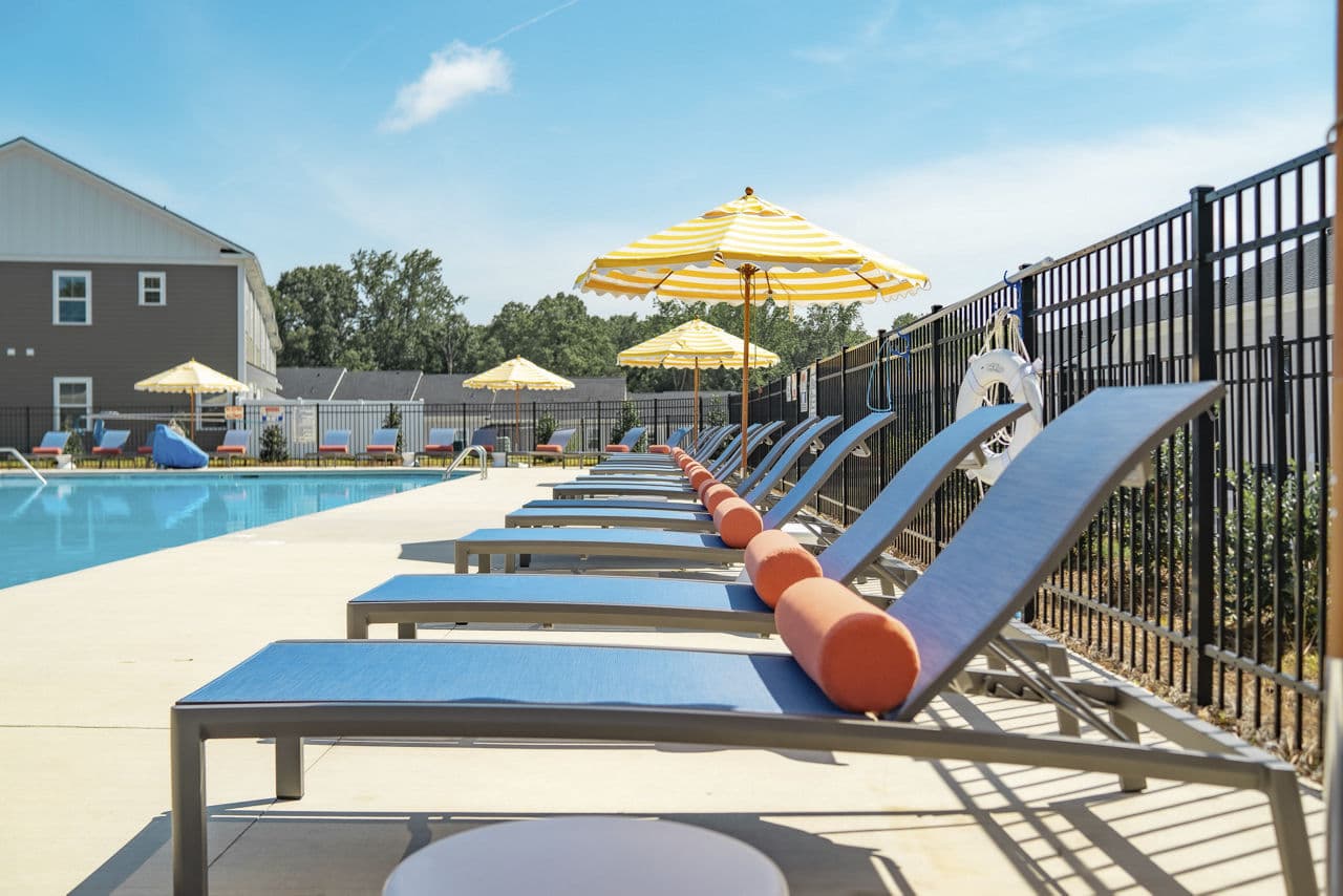 Oak Lake Townhomes Charlotte Nc 4 of 28