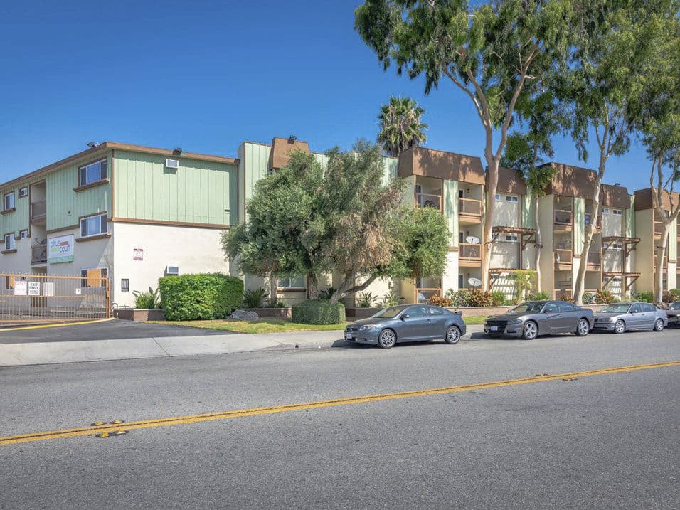 Citrus Court Whittier Ca 2 of 20
