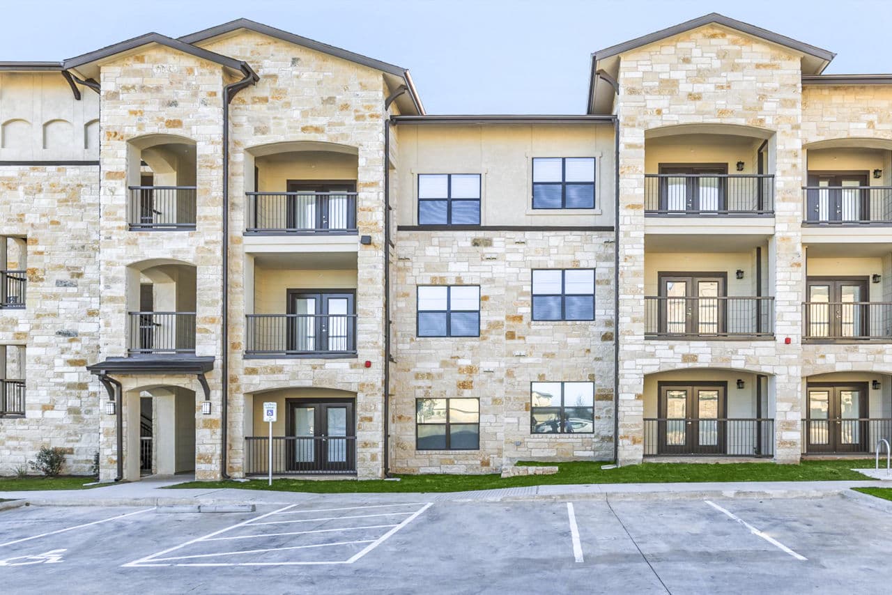 Agora Stone Oak 2 of 8