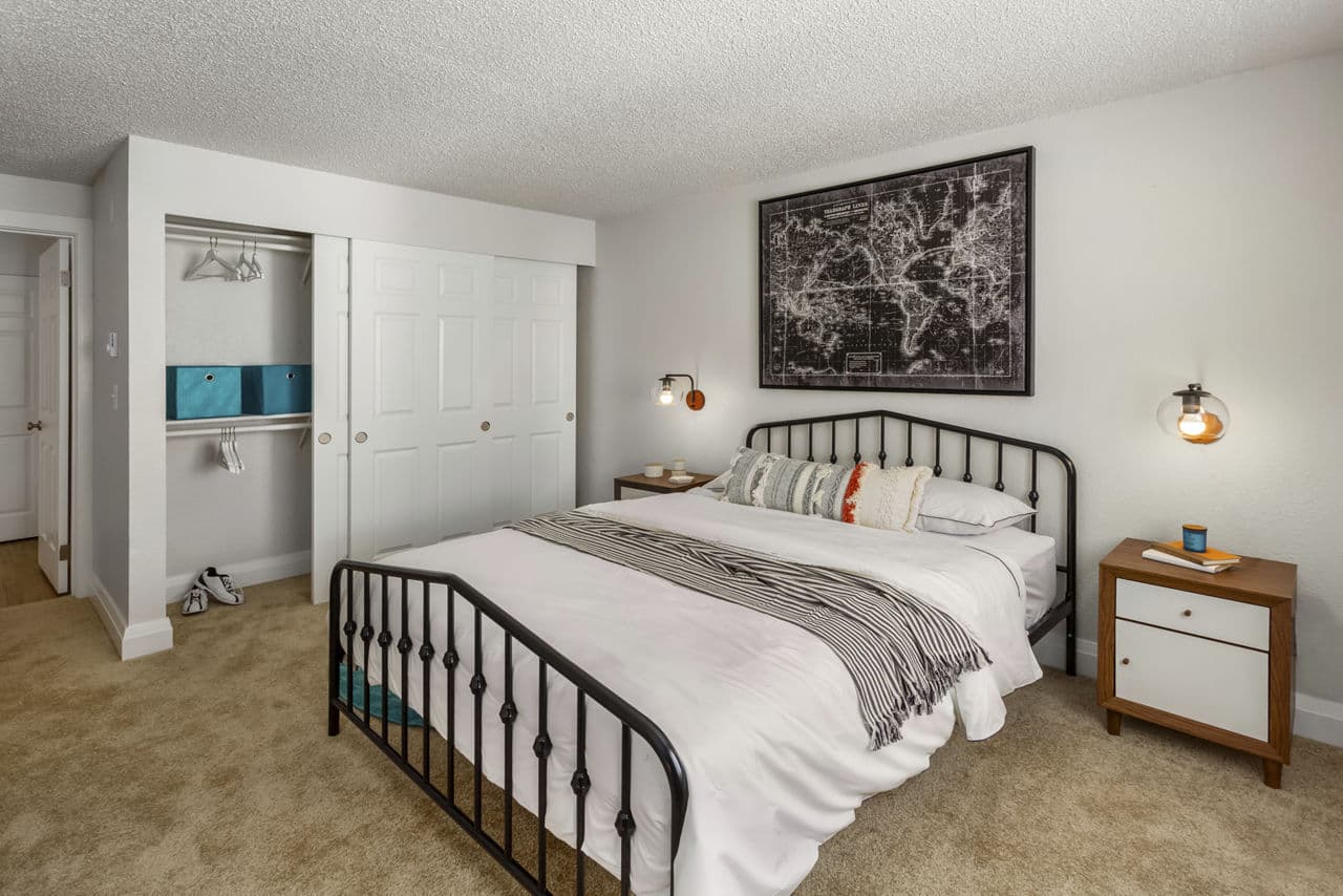 Alaire Apartment Homes 26 of 27