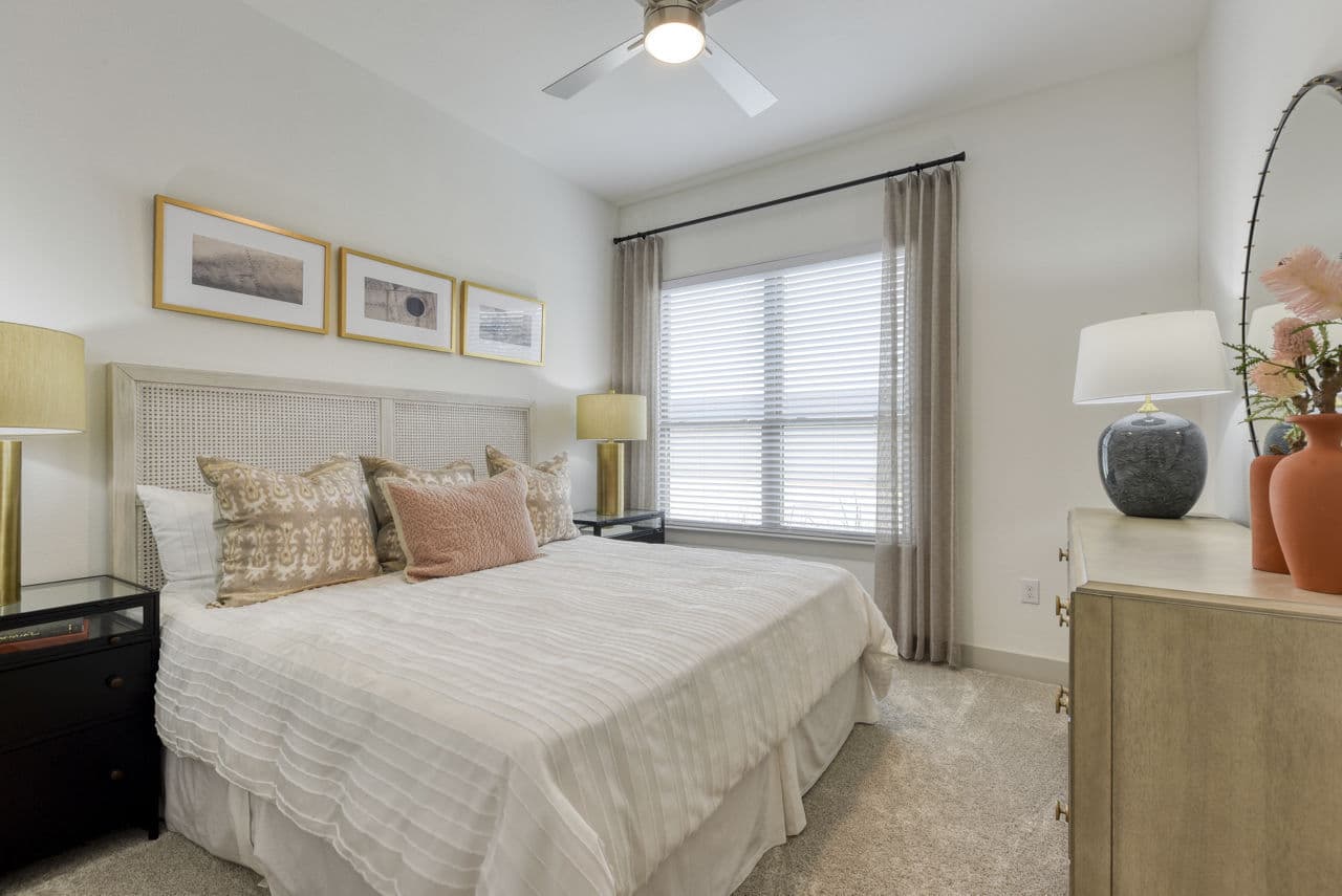 The Savoy Apartments 25 of 27