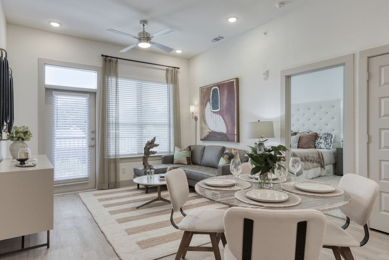 The Savoy Apartments 20 of 27