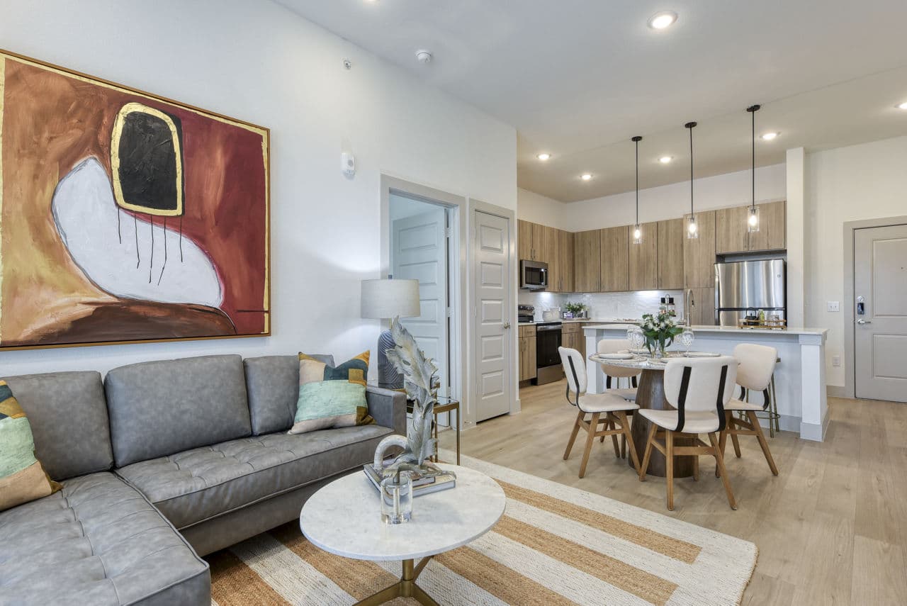 The Savoy Apartments 21 of 27