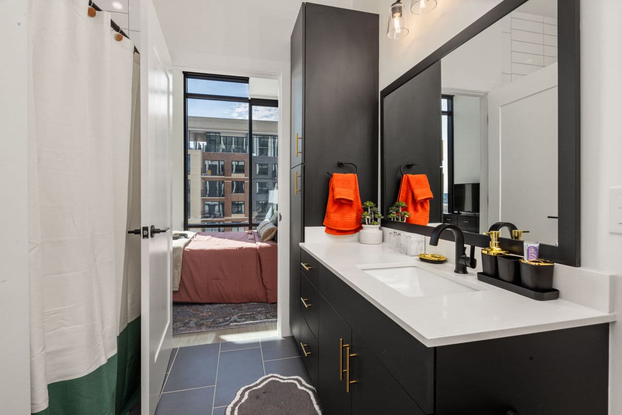 Overlook at Radius Dilworth Apartments & Penthouses 21 of 23