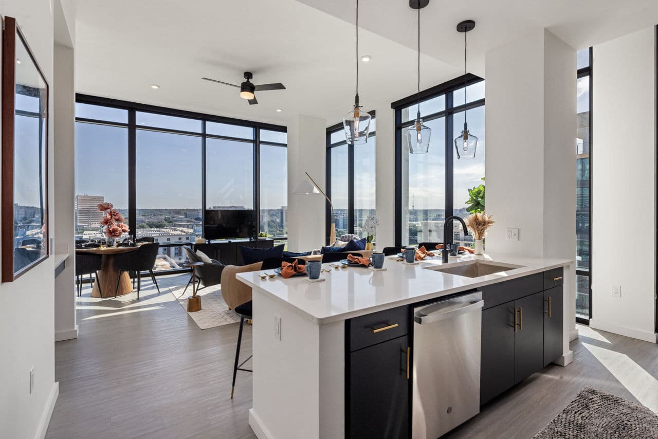 Overlook at Radius Dilworth Apartments & Penthouses 11 of 23