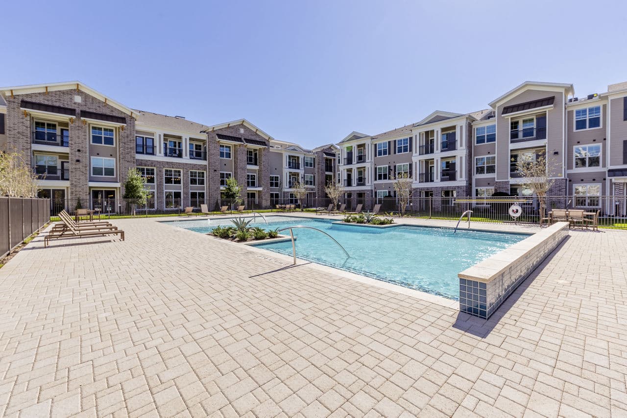 Rosalia Silverlake Pearland Tx 5 of 30