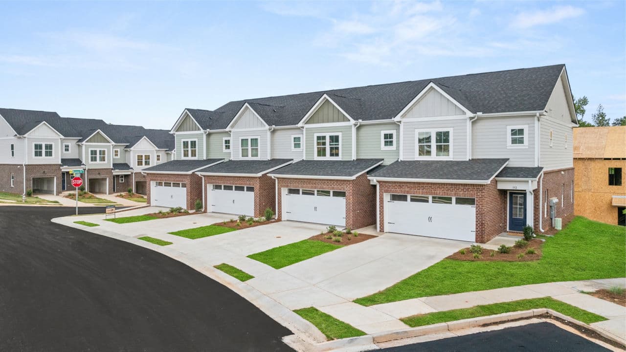 The Rosemoor Townhomes Mcdonough Ga 1 of 29