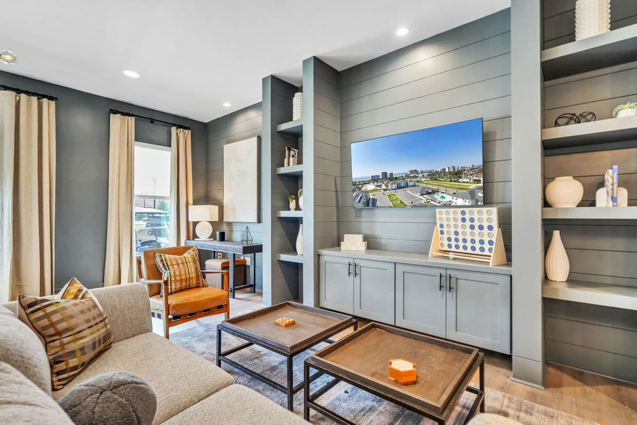 The Charles 13 of 27