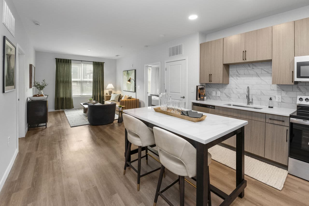 Perimeter Pointe Apartments 6 of 26