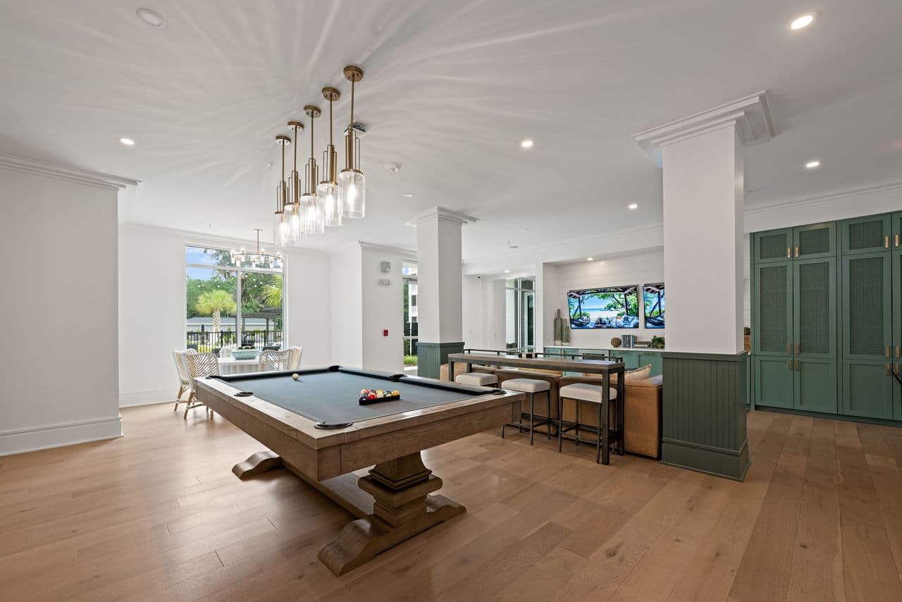 Populus Pooler 9 of 29
