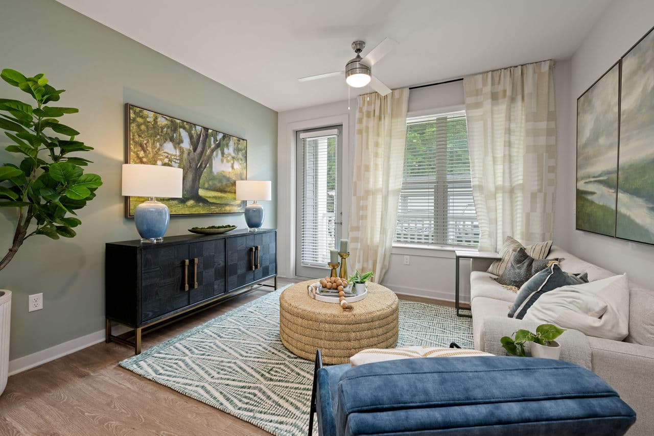 Populus Pooler 25 of 29