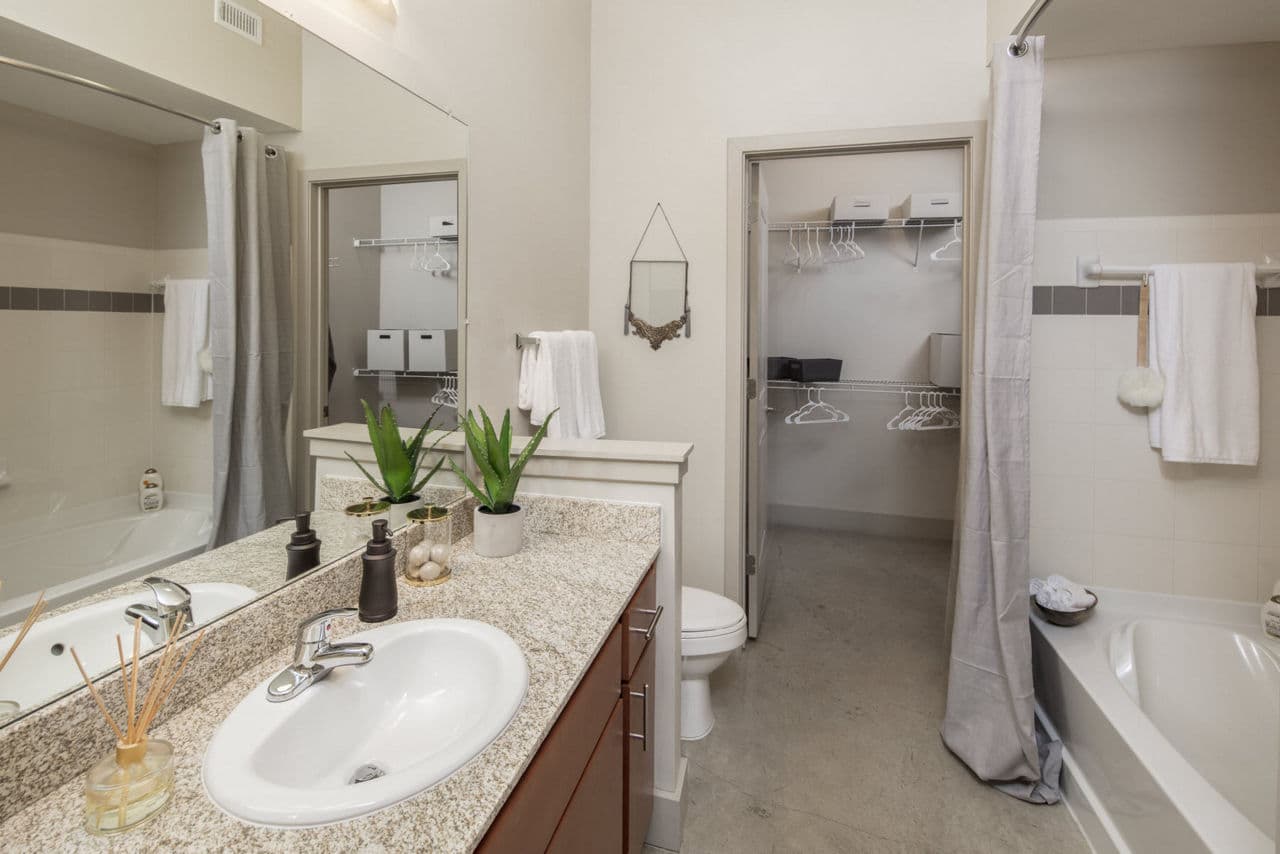 Lakeshore Lofts 29 of 30