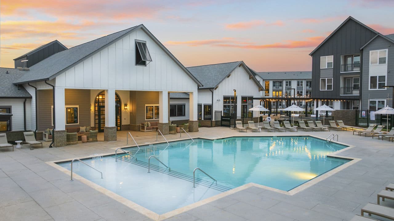 Elan Capital Hills Raleigh Nc 25 of 33